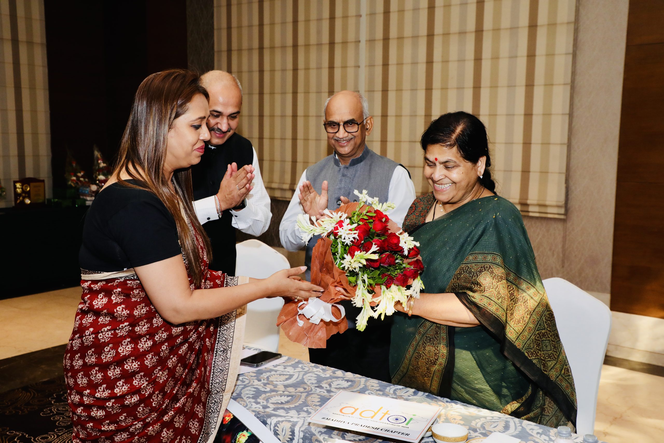 बैडमिंटन मैच के माध्यम से बढ़ाया टूरिज्म क्षेत्र से जुड़े उद्यमियों का उत्साह, पर्यटन मंत्री उषा ठाकुर रही मौजूद