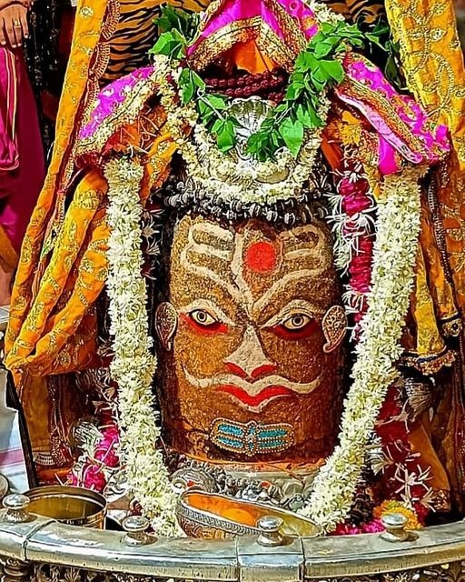 Live Darshan: हमारे साथ कीजिए देश और दुनिया के प्रमुख मंदिरों के लाइव दर्शन