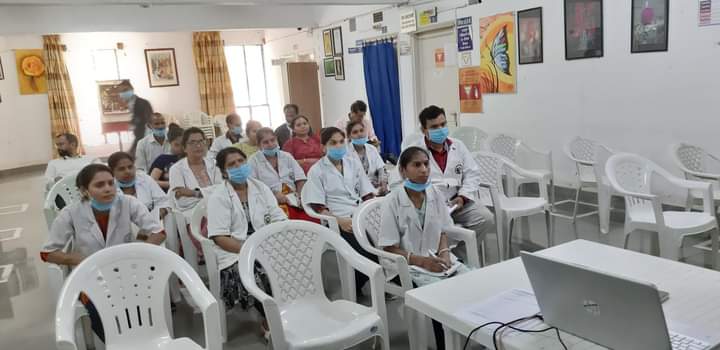 इंदौर कैंसर फाउंडेशन द्वारा संक्रमण नियंत्रण को लेकर कर्मचारी शिक्षा और प्रशिक्षण कार्यक्रम का आयोजन किया गया