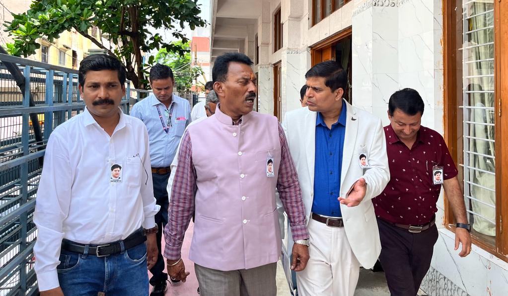 आयुष विश्वविद्यालय इंदौर-सांवेर में शुरू करने के लिए मुख्यमंत्री व आयुष मंत्री से चर्चा करूंगा – कैबिनेट मंत्री तुलसी सिलावट