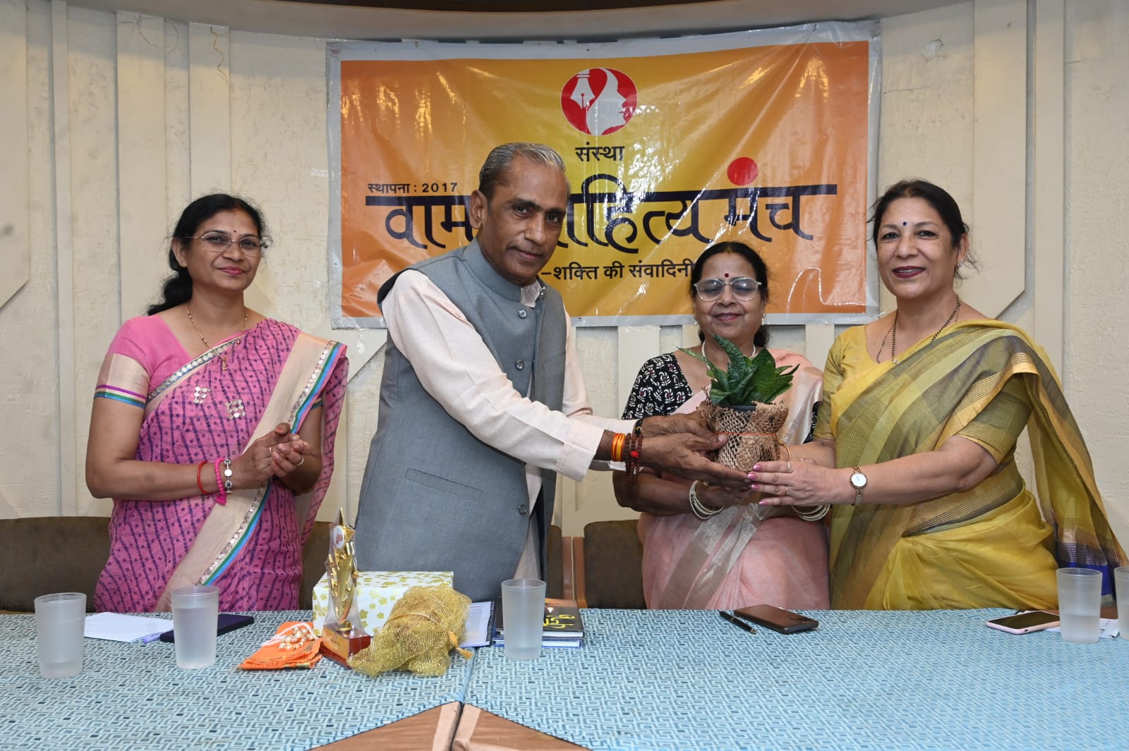 बदलते समय में भी प्रासंगिक हैं प्रेमचन्द की कहानियां- प्रभु त्रिवेदी