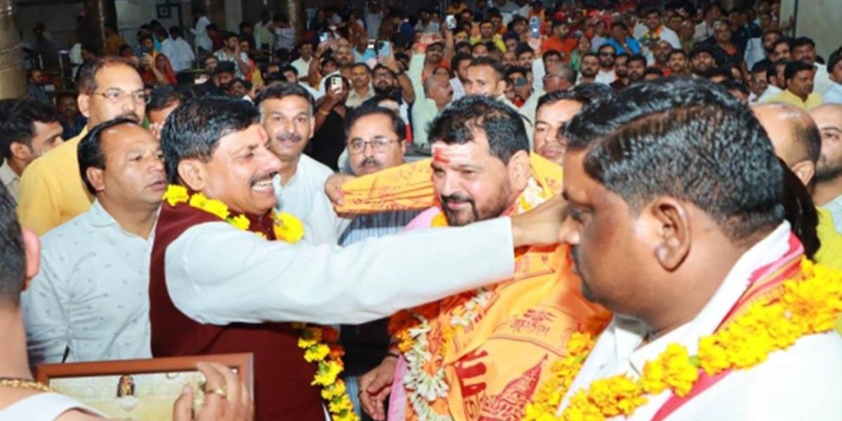 महाकाल की शरण में पहुंचे बृजभूषण शरण सिंह, बोले- देश को मोदी के नेतृत्व की जरूरत