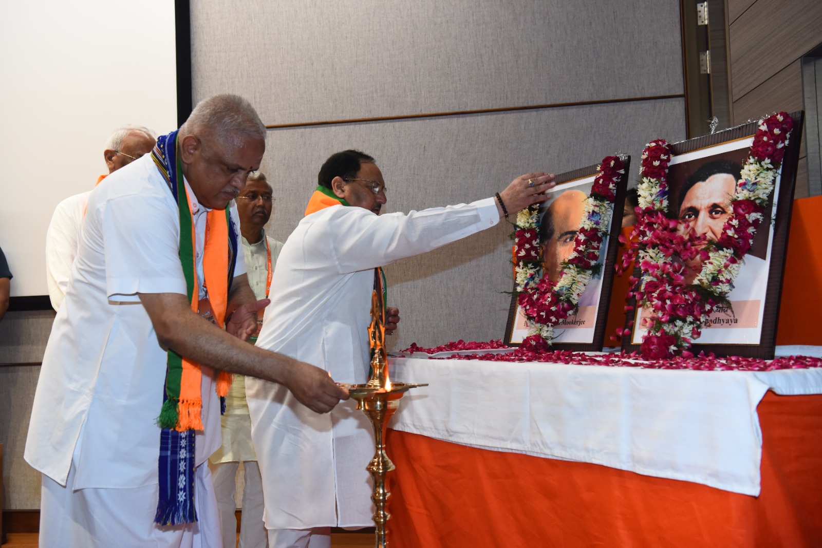 गोपीकृष्ण नेमा ने केंद्रीय कार्यालय दिल्ली पर कार्यालय संचालन समिति की प्रथम बैठक में लिया भाग