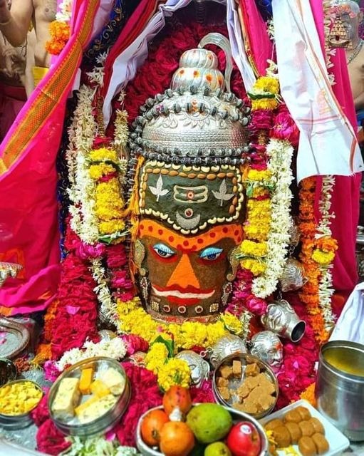 Live Darshan: हमारे साथ कीजिए देश और दुनिया के प्रमुख मंदिरों के लाइव दर्शन