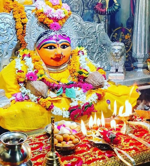 Live Darshan: हमारे साथ कीजिए देश और दुनिया के प्रमुख मंदिरों के लाइव दर्शन