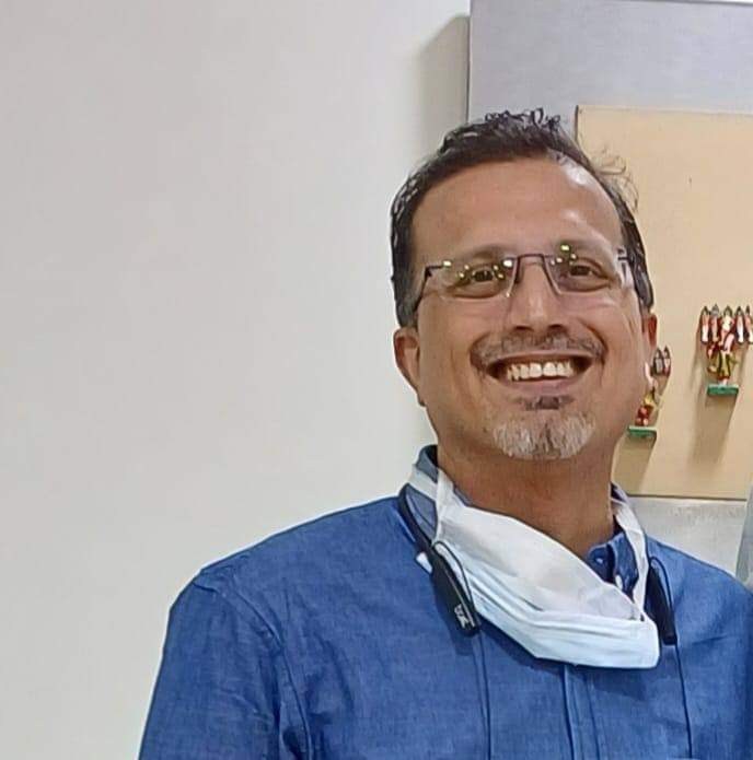 घंटो तक मोबाइल और कंप्यूटर स्क्रीन के सामने बैठकर कार्य और पढ़ाई करने से आंखों की समस्या आ रही सामने, 20 मिनट स्क्रीन पर कार्य के दौरान 20 सेकंड का ब्रेक जरूरी - डॉ.महावीर दत्तानी राजस आई हॉस्पिटल