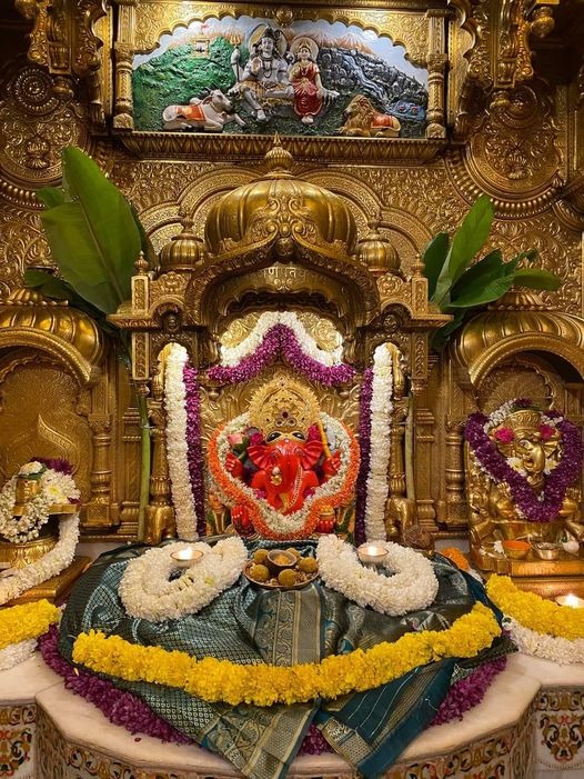Live Darshan: हमारे साथ कीजिए देश और दुनिया के प्रमुख मंदिरों के लाइव दर्शन