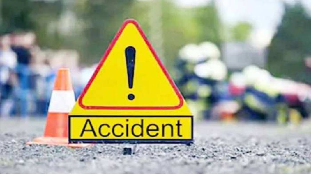 Accident in Rajgarh: रात के अंधेरे में बाइक फिसलने से 3 युवकों की मौत