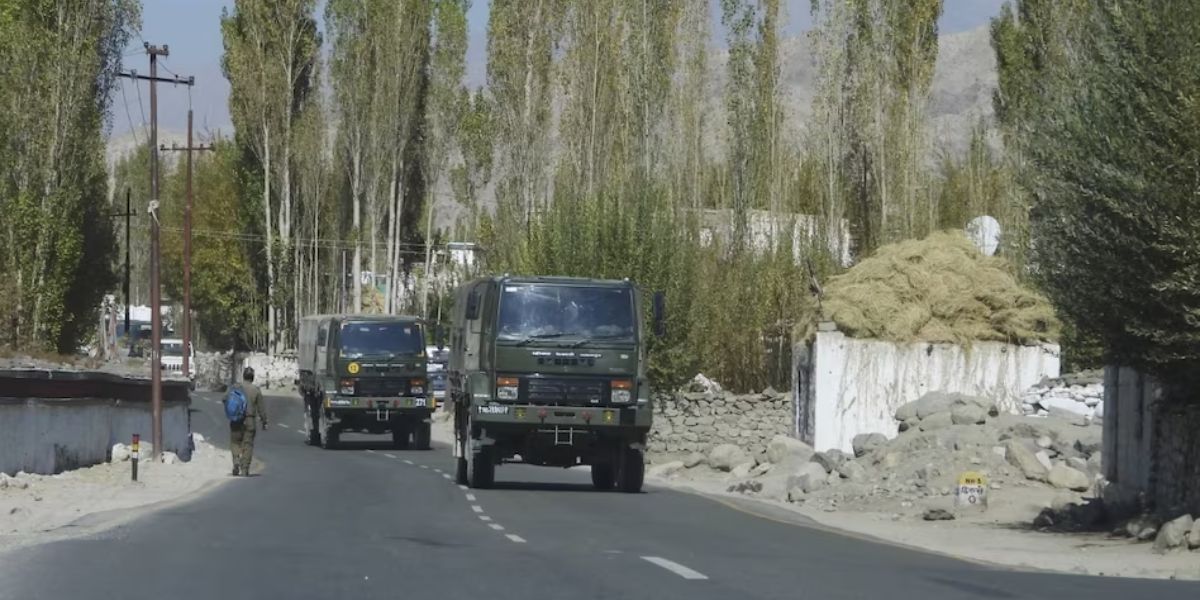 लद्दाख में बड़ा हादसा, आर्मी का ट्रक खाई में गिरा, 9 जवानों की गई जान