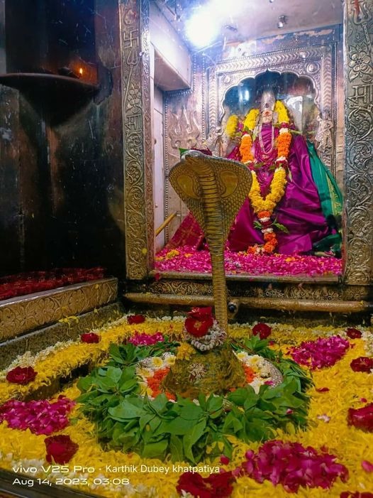 Live Darshan: हमारे साथ कीजिए देश और दुनिया के प्रमुख मंदिरों के लाइव दर्शन