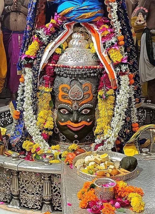 Live Darshan: हमारे साथ कीजिए देश और दुनिया के प्रमुख मंदिरों के लाइव दर्शन