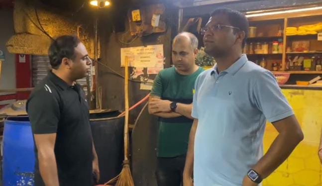 जन सुरक्षा के लिए देर रात सड़कों पर कलेक्टर ने लिया हालातों का जायजा