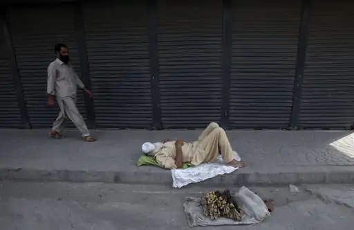 महंगाई और बिजली बिलों के खिलाफ पाकिस्तान में व्यापारी आंदोलन, बाजार हुए बंद, सूनी दिखी पाकिस्तान की सड़कें !