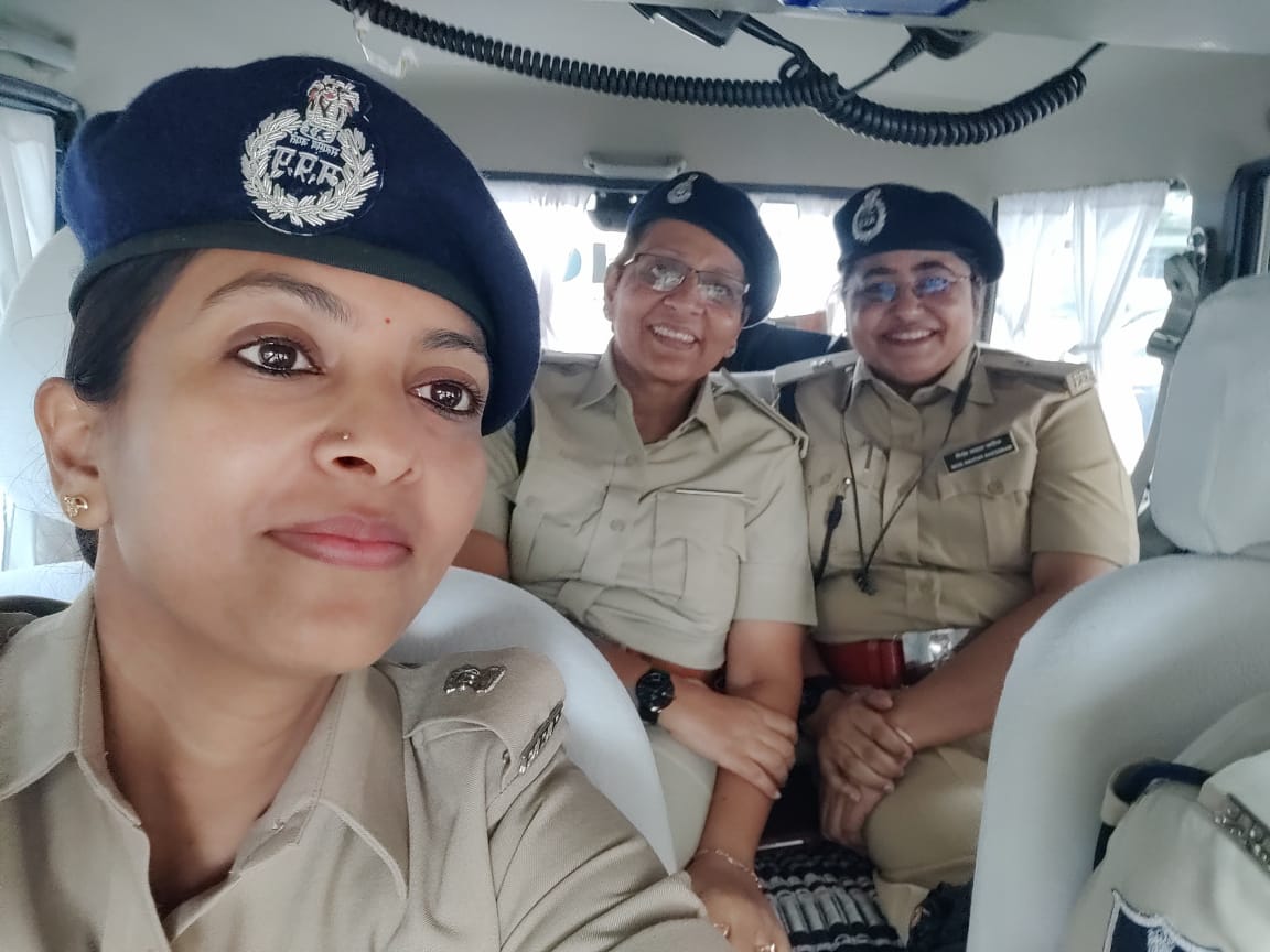 No Car Day पर पुलिस के वरिष्ठ अधिकारियों ने भी लोक परिवहन वाहनों का किया उपयोग