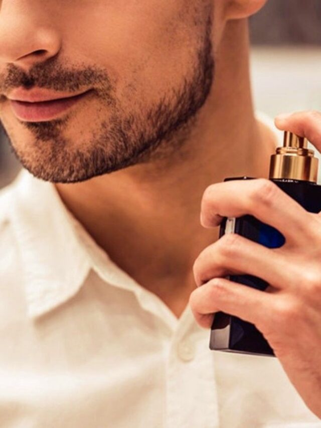 Perfume Tips: रात में परफ्यूम लगाने वाले हो जाएं सतर्क, वरना बिगड़ सकते हैं आपके सारे काम