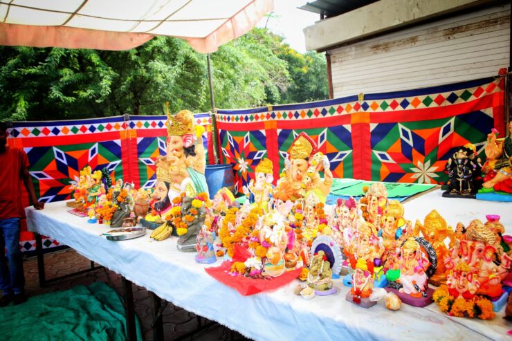 हायड्रोलिक प्लेटफार्म में प्रतिमाऐं रखकर कल सुबह किया जाएगा बप्पा का विजर्सन
