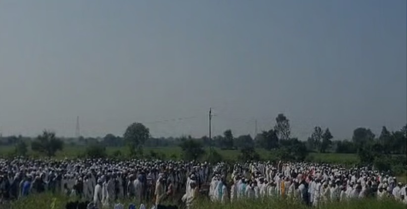 बारिश न होने से मध्यप्रदेश के किसानों की बढ़ी मुसीबतें, लोगों ने रो-रो कर मांगी दुआएं, अदा की विशेष नमाज