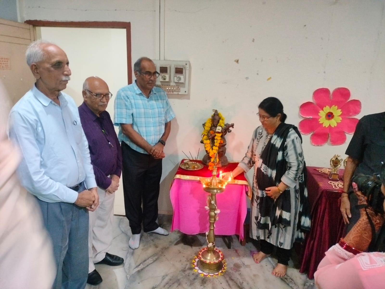 प्रोस्टेट उम्र के साथ होने वाली एक आम समस्या - डॉ राजेंद्र कुमार लाहोटी