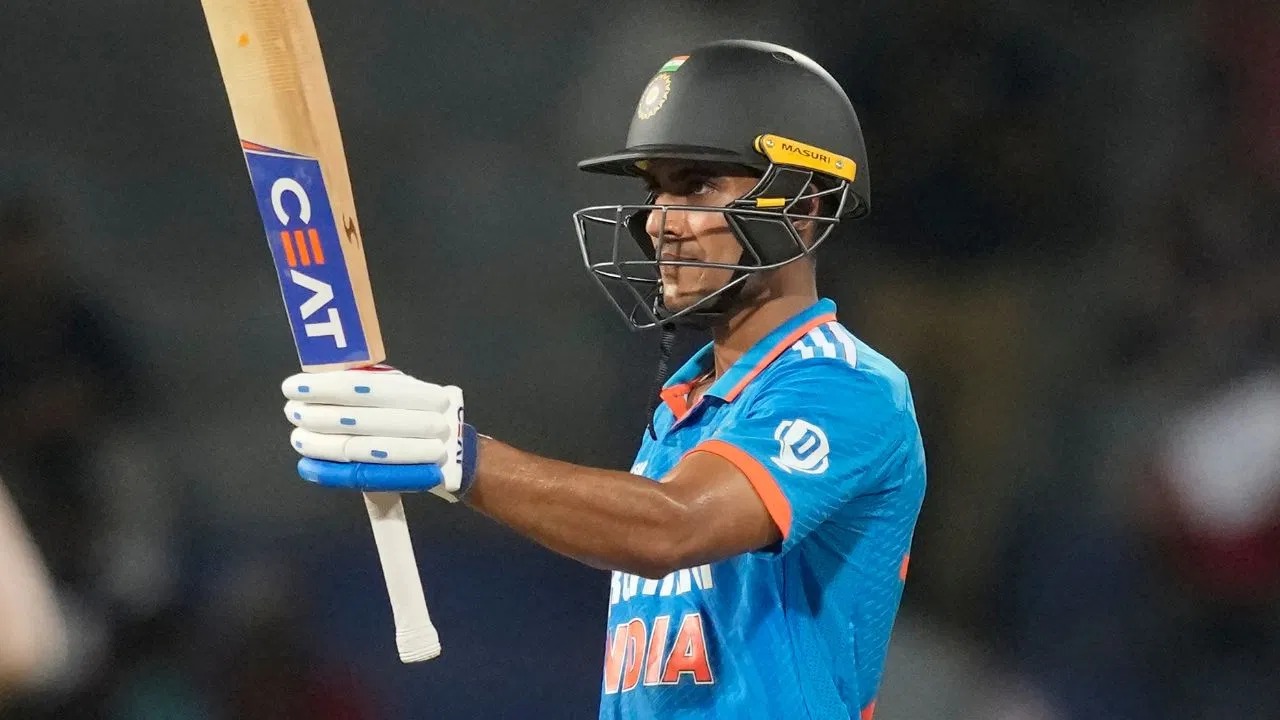 IND vs BAN: शुभमन गिल ने जड़ा जोरदार शतक, टीम इंडिया के बुरे हाल में अकेले ही संभाला