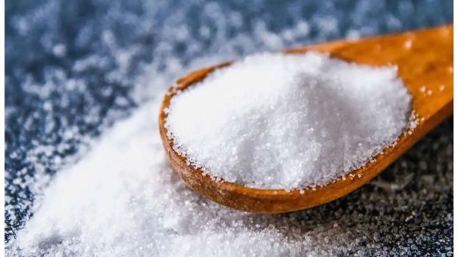 ICMR Study: अधिक मात्रा में ‘नमक’ का इस्तेमाल कर रहे भारतीय, बन सकता हैं बीमारियों का घर