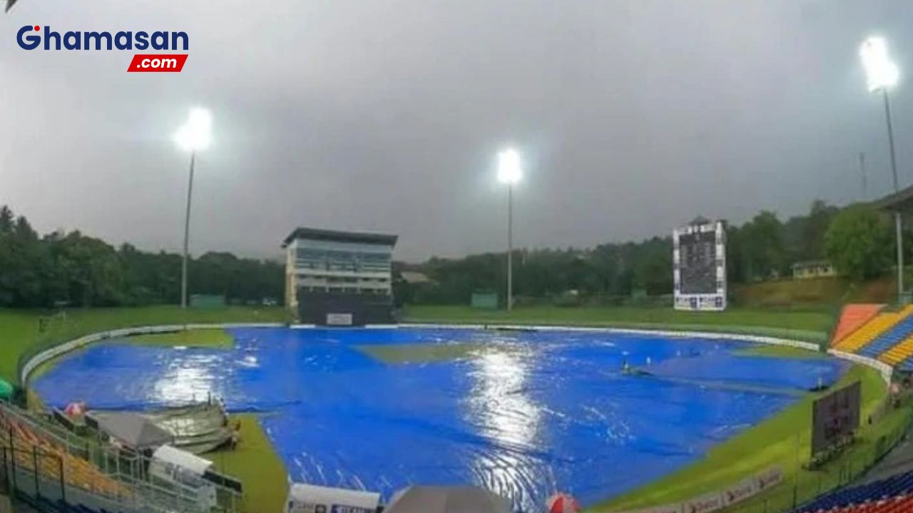एशिया कप Live Update: बारिश ने भारत पाकिस्तान के मैच में डाला दखल, बूँदाबादी के बीच रुका मैच, भारत का अभी तक का स्कोर 15 रन !