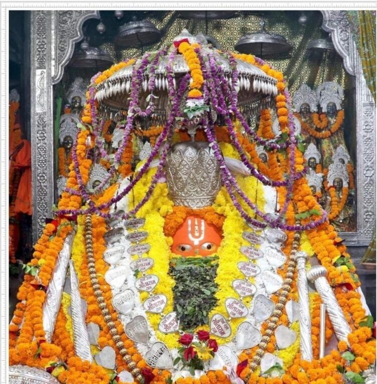 Live Darshan: हमारे साथ कीजिए देश और दुनिया के प्रमुख मंदिरों के लाइव दर्शन