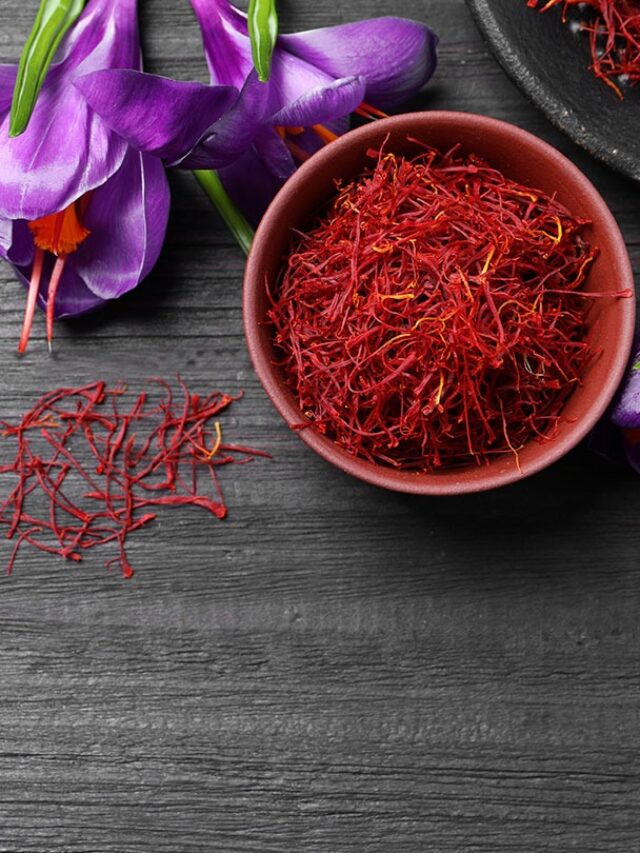 Saffron Benefits: केसर के सेवन से मिलते है अद्भुत लाभ, गुणकारी फायदे जान हो जाओगे हैरान