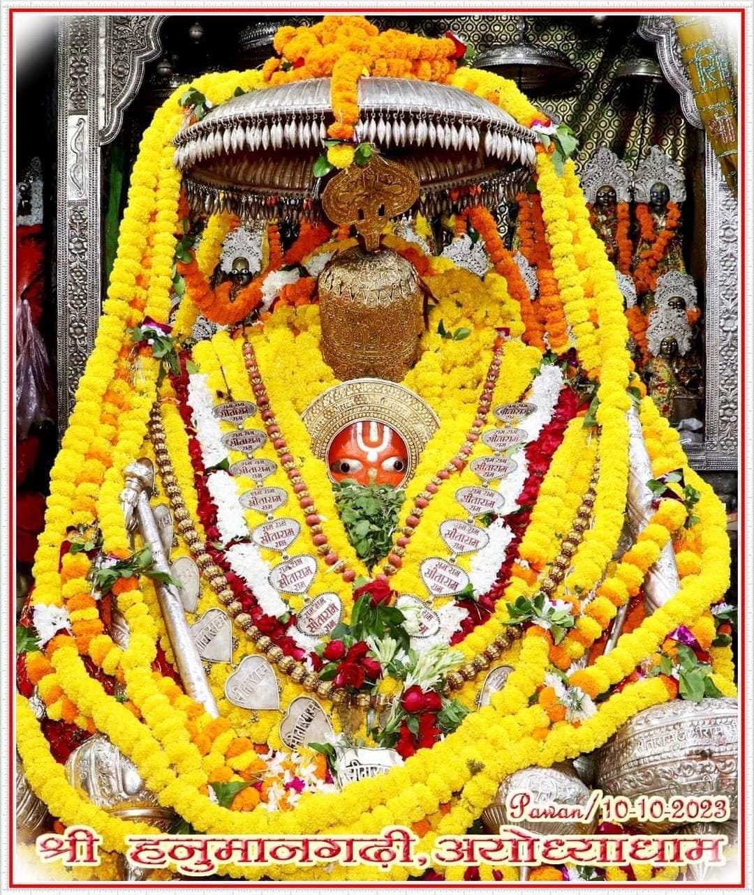 Live Darshan: हमारे साथ कीजिए देश और दुनिया के प्रमुख मंदिरों के लाइव दर्शन