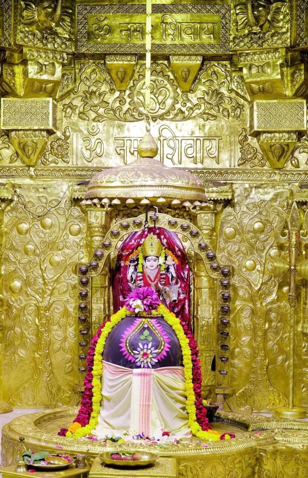 Live Darshan: हमारे साथ कीजिए देश और दुनिया के प्रमुख मंदिरों के लाइव दर्शन