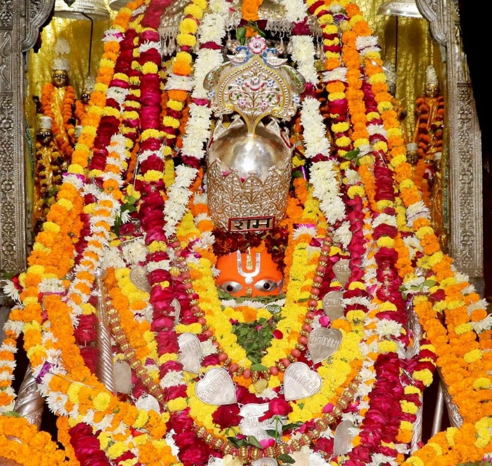 Live Darshan: हमारे साथ कीजिए देश और दुनिया के प्रमुख मंदिरों के लाइव दर्शन