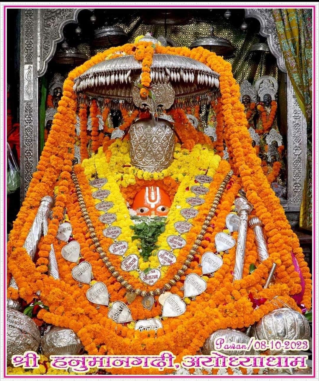 Live Darshan: हमारे साथ कीजिए देश और दुनिया के प्रमुख मंदिरों के लाइव दर्शन