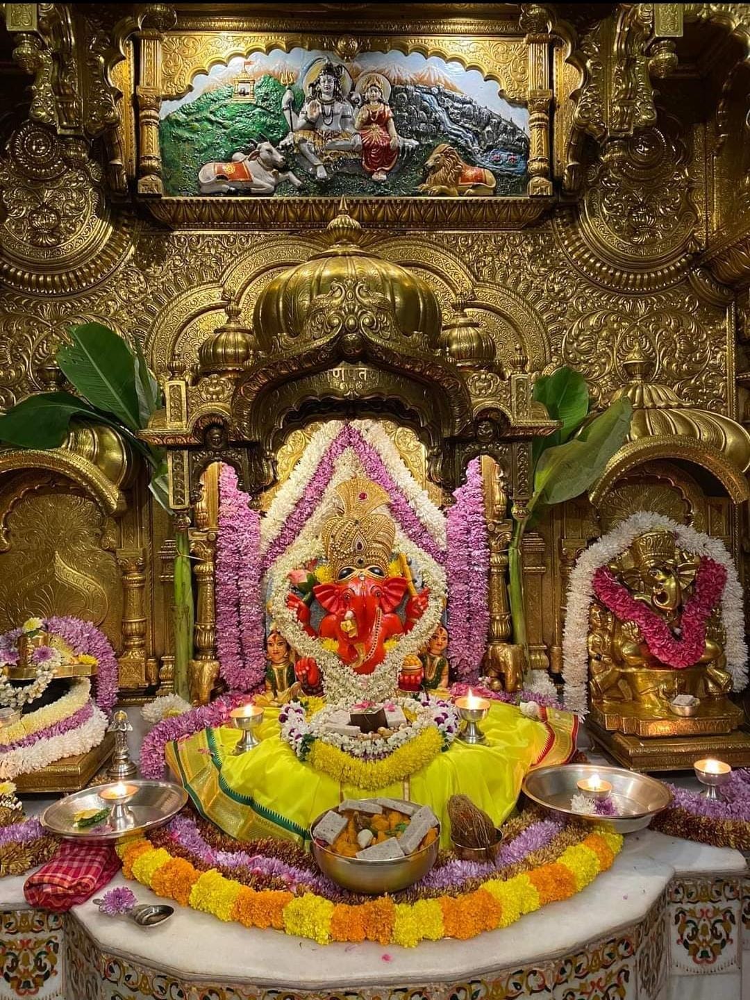 Live Darshan: हमारे साथ कीजिए देश और दुनिया के प्रमुख मंदिरों के लाइव दर्शन