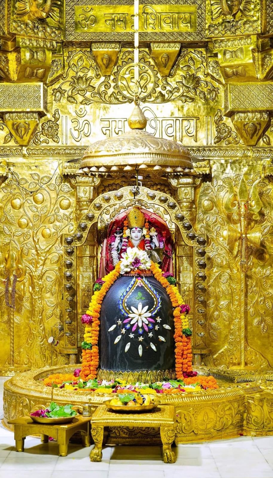 Live Darshan: हमारे साथ कीजिए देश और दुनिया के प्रमुख मंदिरों के लाइव दर्शन