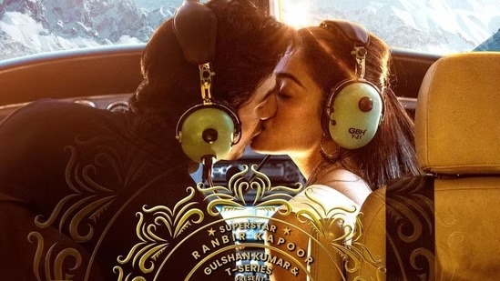 Animal Song: एनिमल का पहला गाना रिलीज, रणबीर कपूर- रश्मिका के लिपलॉक ने लगाई इंटरनेट पर आग, देखें वायरल वीडियो