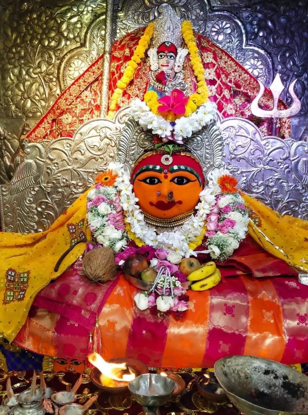 Live Darshan: हमारे साथ कीजिए देश और दुनिया के प्रमुख मंदिरों के लाइव दर्शन