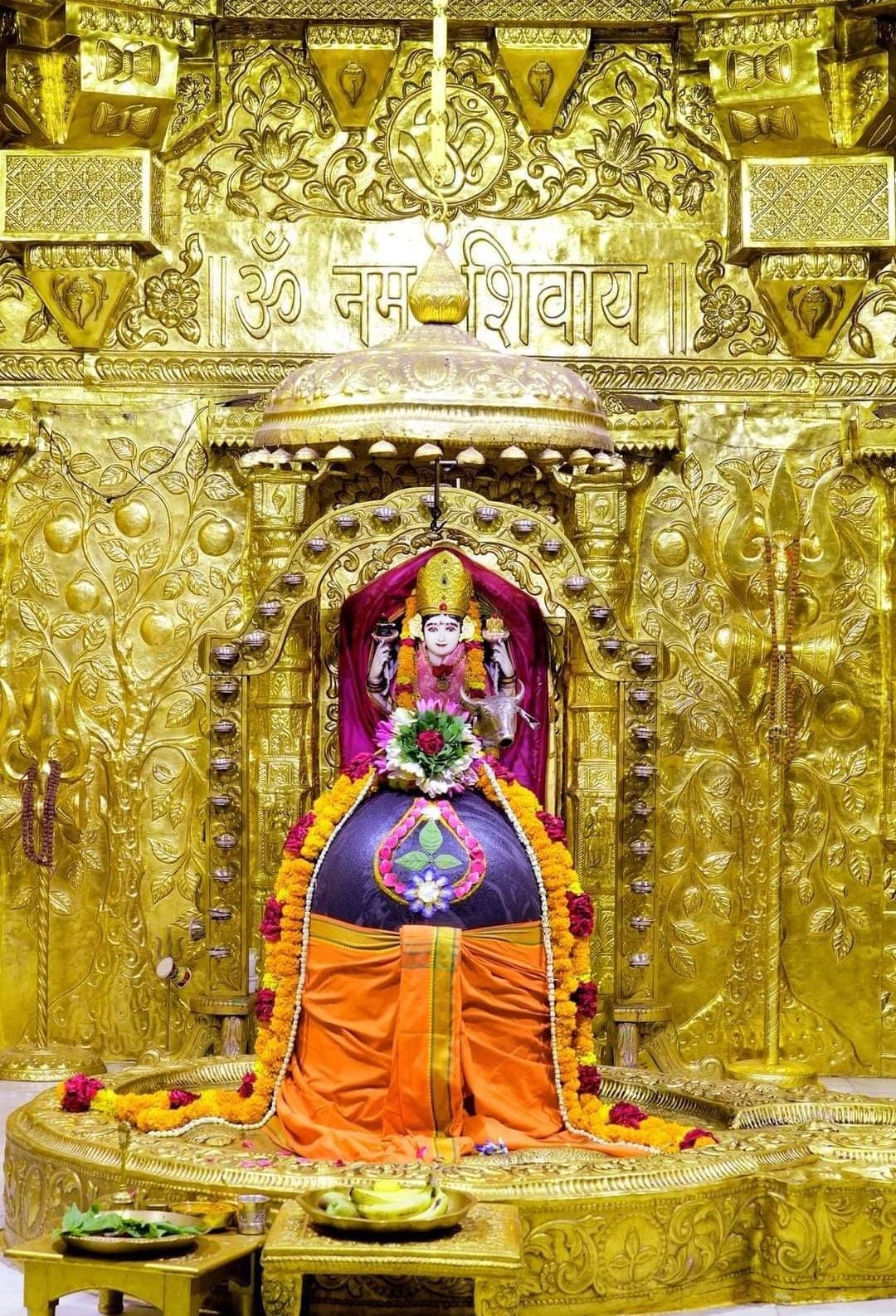 Live Darshan: हमारे साथ कीजिए देश और दुनिया के प्रमुख मंदिरों के लाइव दर्शन
