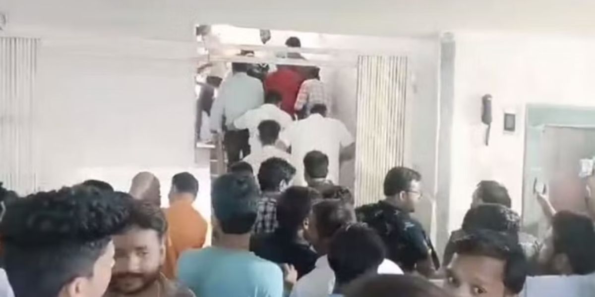 MP Election: कांग्रेस में बगावत, दामोदर सिंह यादव बोले - निकम्मे बाप और नाकारा बेटा कांग्रेस में आग लगा रहे