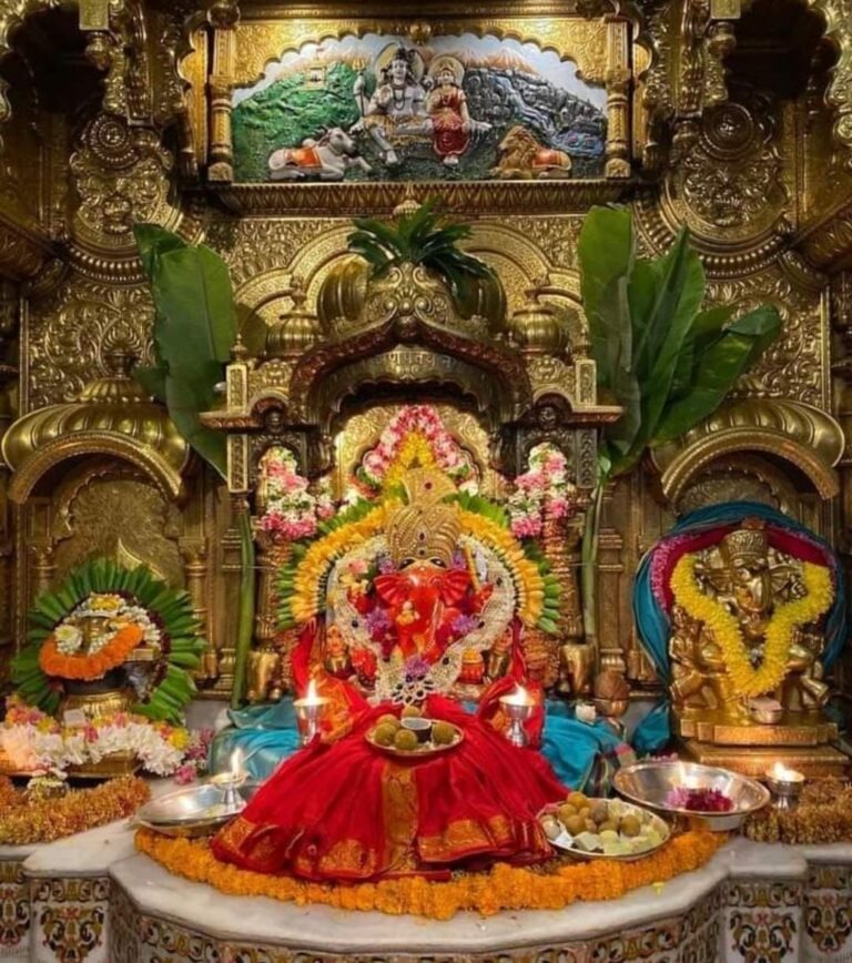 Live Darshan: हमारे साथ कीजिए देश और दुनिया के प्रमुख मंदिरों के लाइव दर्शन