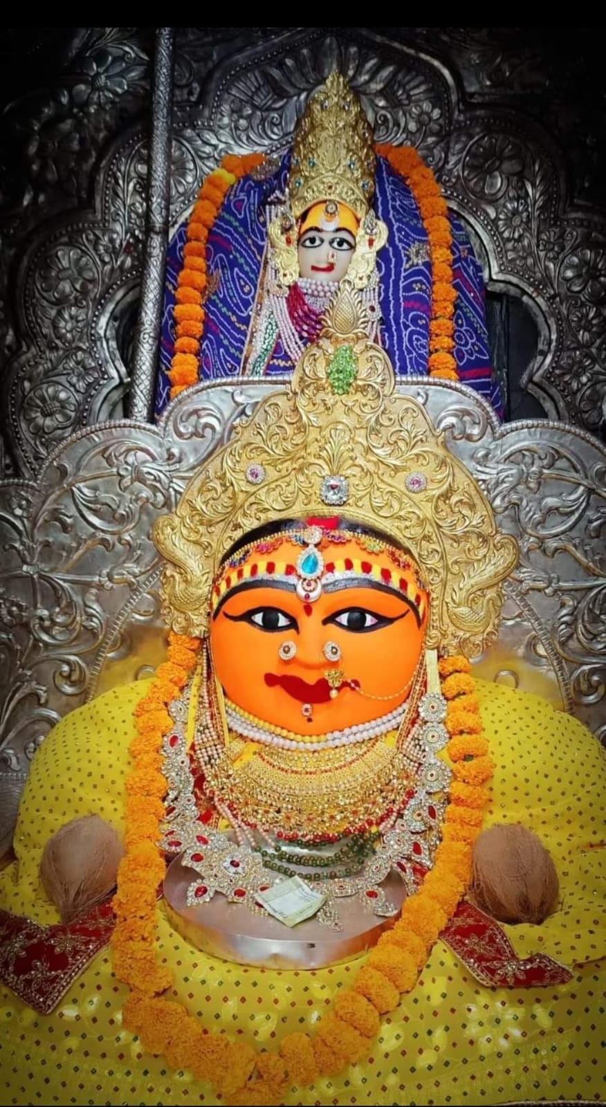 Live Darshan: हमारे साथ कीजिए देश और दुनिया के प्रमुख मंदिरों के लाइव दर्शन