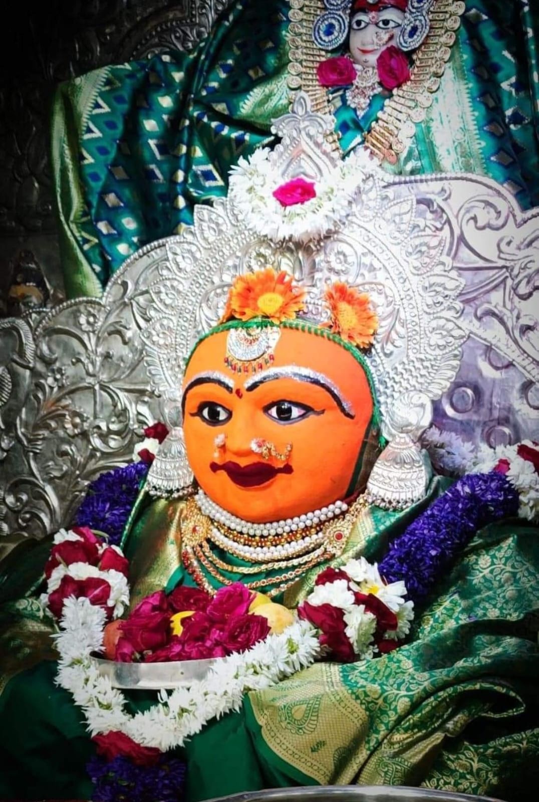 Live Darshan: हमारे साथ कीजिए देश और दुनिया के प्रमुख मंदिरों के लाइव दर्शन