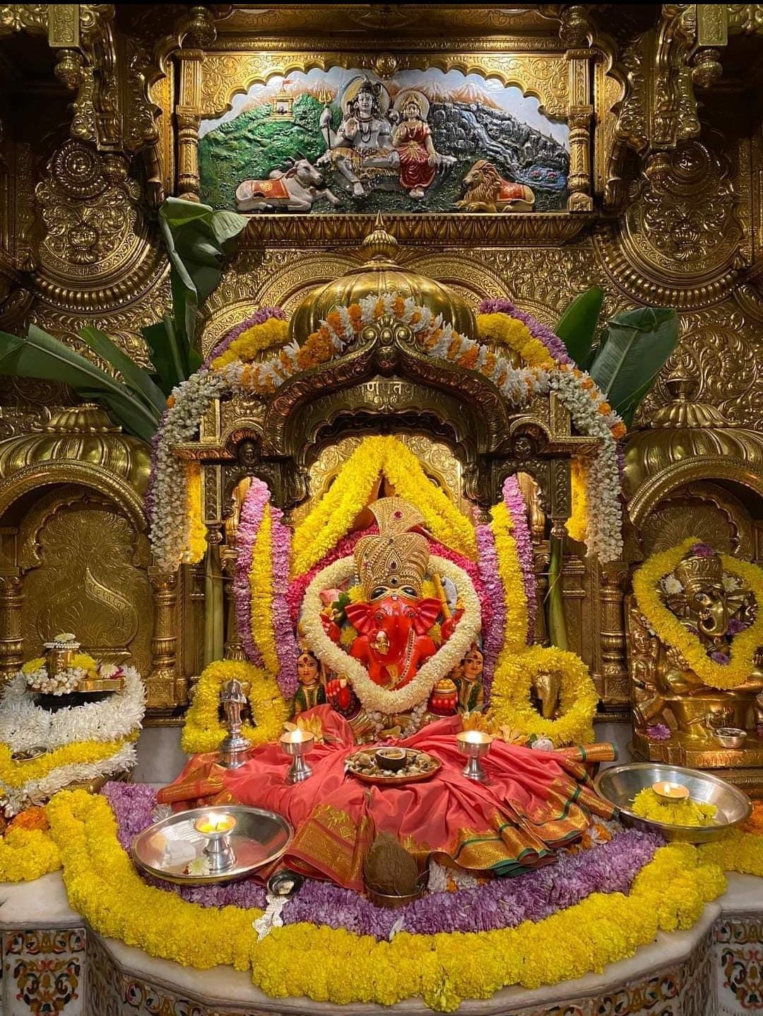 Live Darshan: हमारे साथ कीजिए देश और दुनिया के प्रमुख मंदिरों के लाइव दर्शन