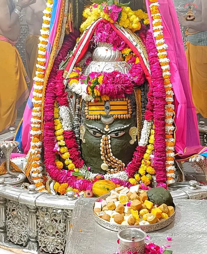 Live Darshan: हमारे साथ कीजिए देश और दुनिया के प्रमुख मंदिरों के लाइव दर्शन