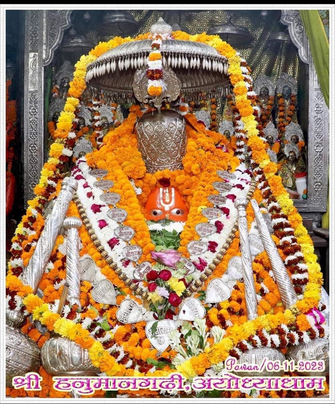 Live Darshan: हमारे साथ कीजिए देश और दुनिया के प्रमुख मंदिरों के लाइव दर्शन