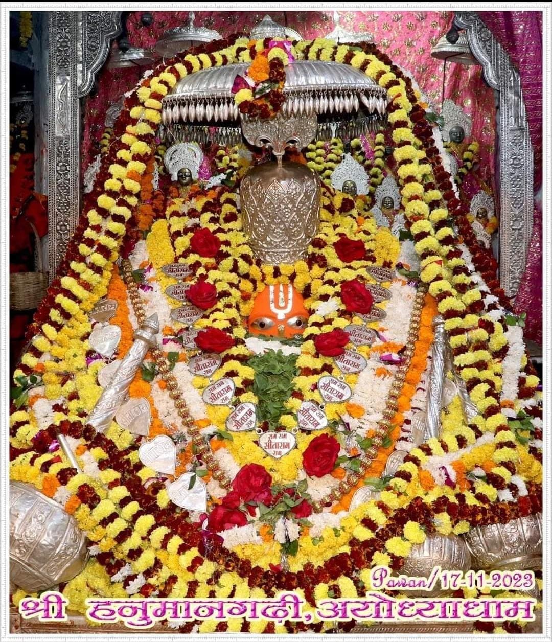 Live Darshan: हमारे साथ कीजिए देश और दुनिया के प्रमुख मंदिरों के लाइव दर्शन