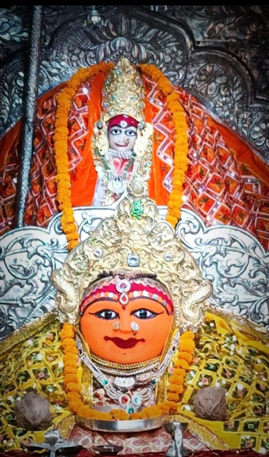 Live Darshan: हमारे साथ कीजिए देश और दुनिया के प्रमुख मंदिरों के लाइव दर्शन