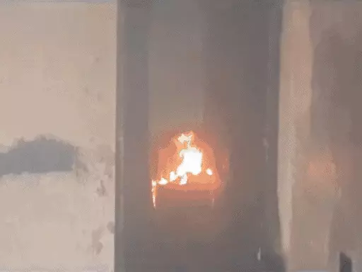 हैदराबाद में बिल्डिंग में चिंगारी के कारण लगी भीषण आग, 9 लोगों की मौत, 3 की हालत गंभीर