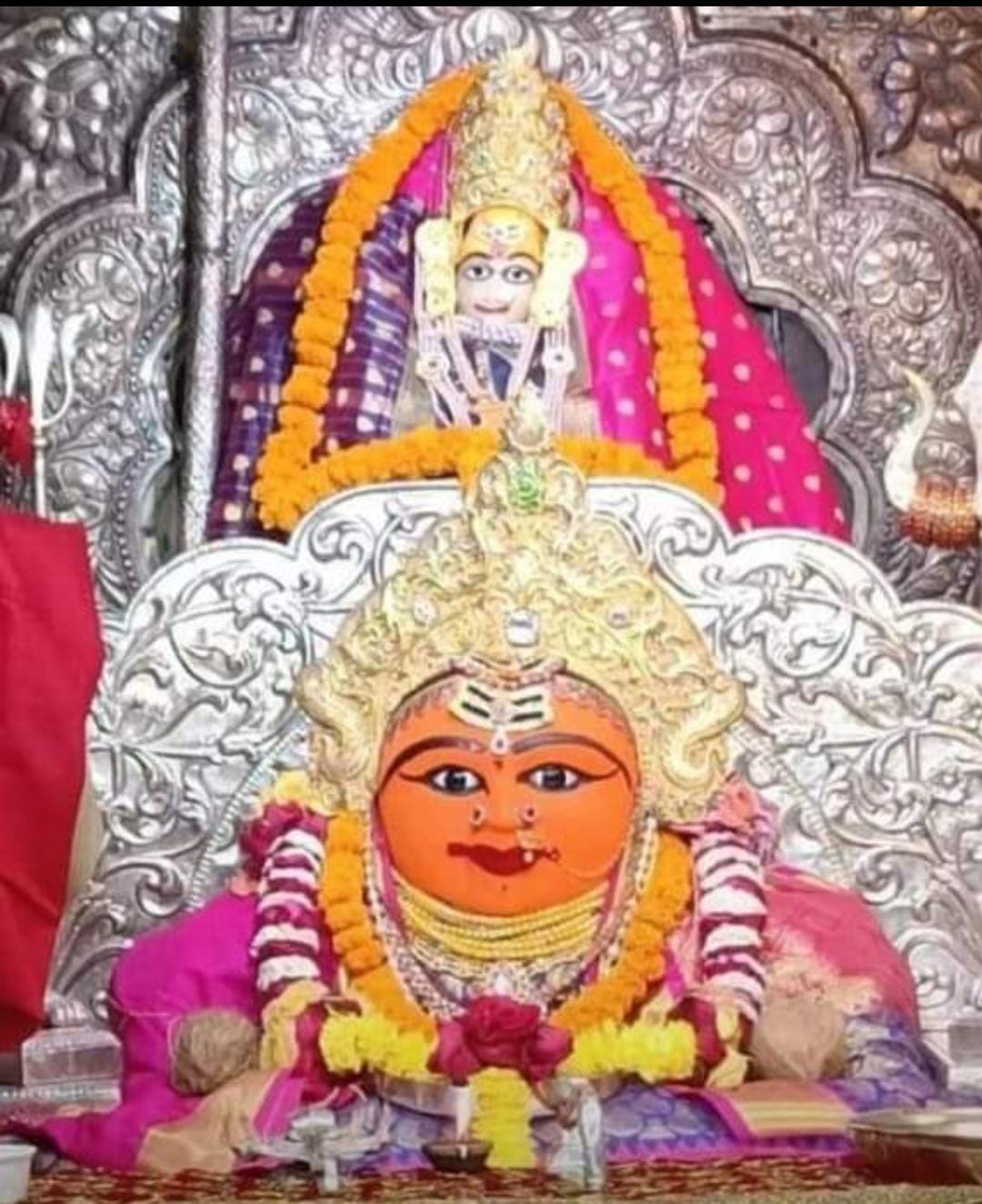 Live Darshan: हमारे साथ कीजिए देश और दुनिया के प्रमुख मंदिरों के लाइव दर्शन