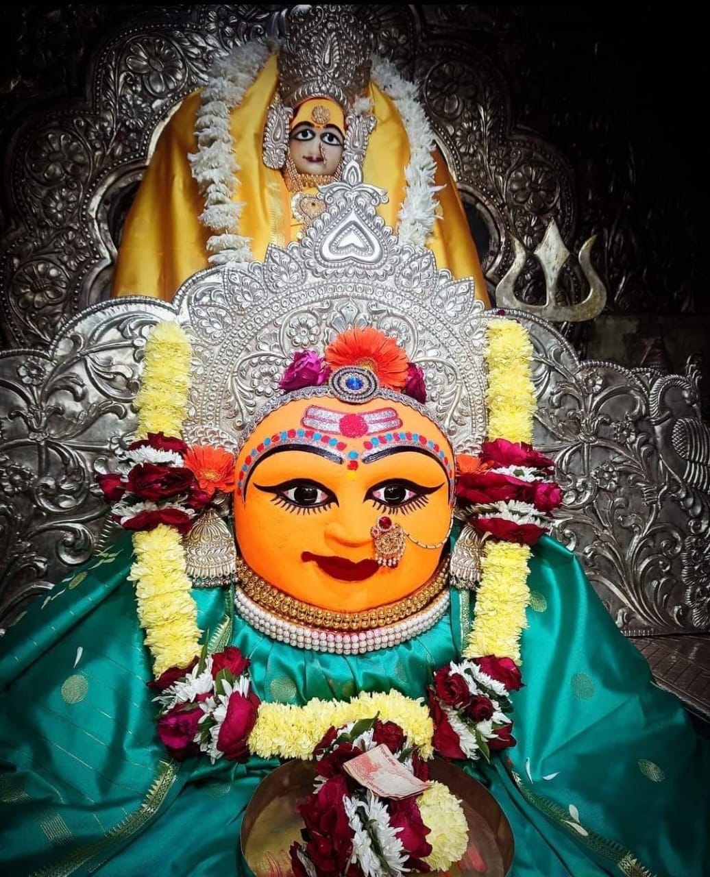 Live Darshan: हमारे साथ कीजिए देश और दुनिया के प्रमुख मंदिरों के लाइव दर्शन