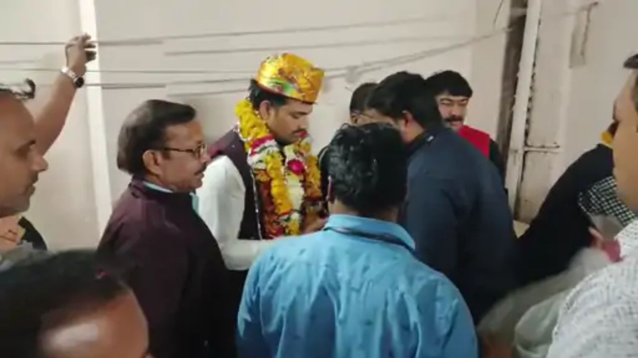 MPPSC रिजल्ट: उज्जैन के हर्ष राठौर ने एमपीएससी 2019 परीक्षा में उच्च स्थान किया प्राप्त, पहले अटेम्प्ट में बने DSP