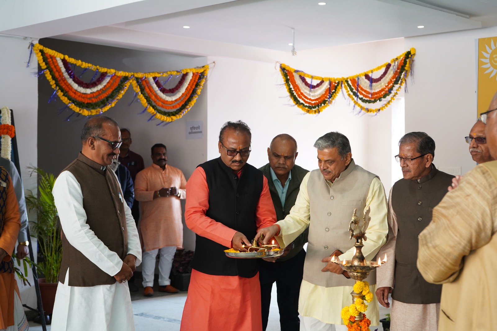 डाॅ. हेडगेवार स्मारक समिति का भवन लोक को ही अर्पण है, इसलिए यह "लोकार्पण" है - दत्तात्रेय होसबाले